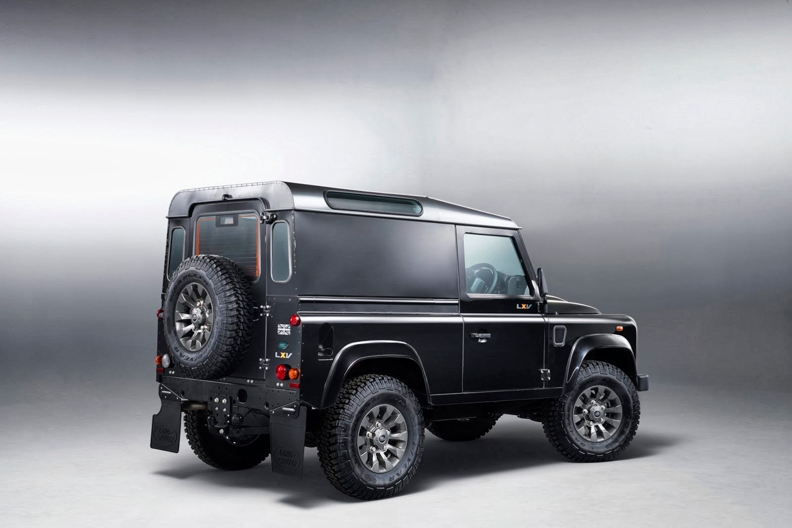 [Land-Rover-Defender-2%255B3%255D.jpg]