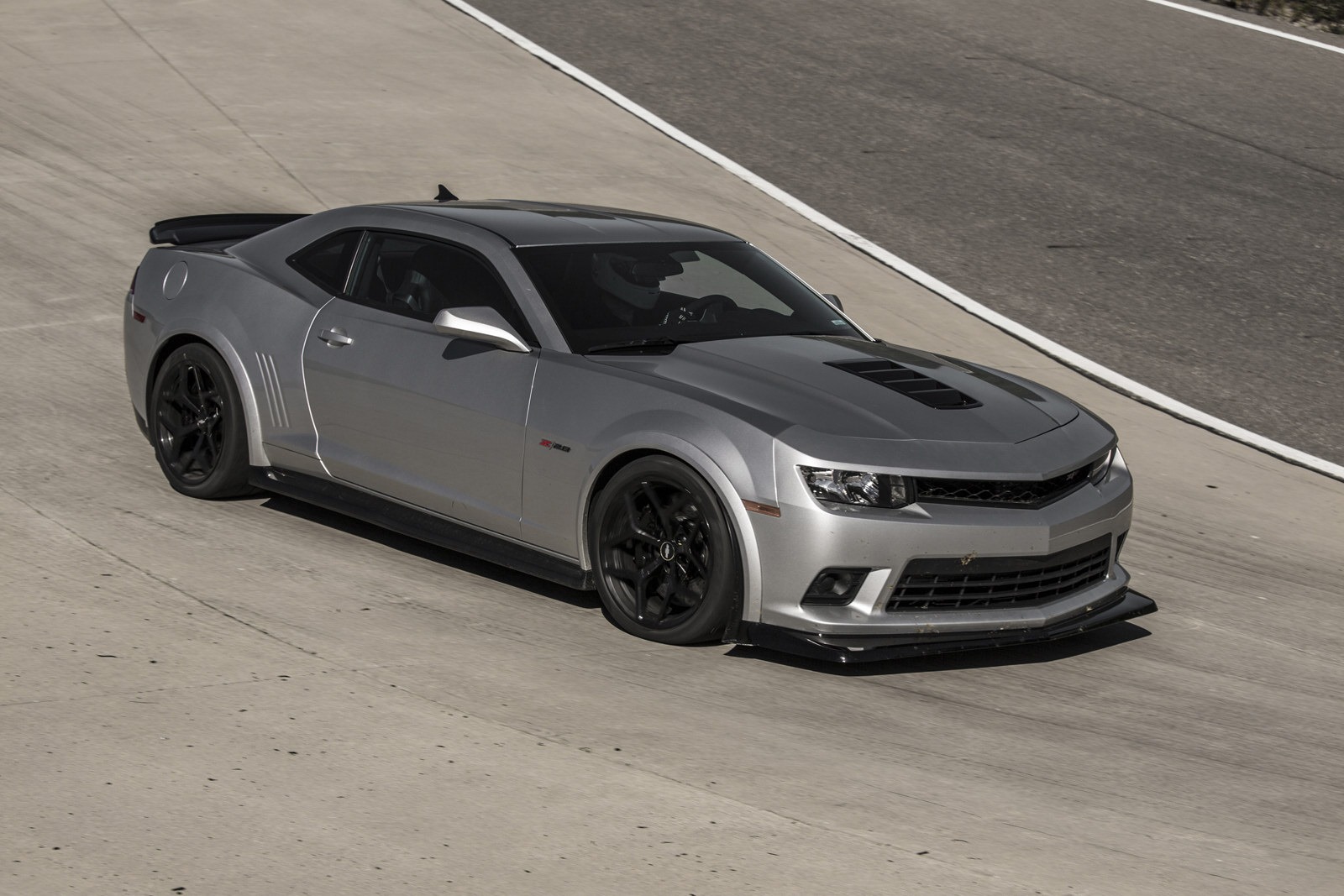 [2014-Chevrolet-CamaroZ28-4%255B2%255D.jpg]
