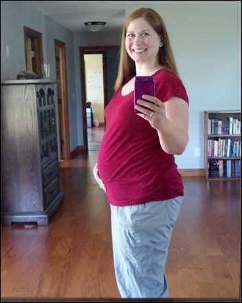 27 weeks baby bump