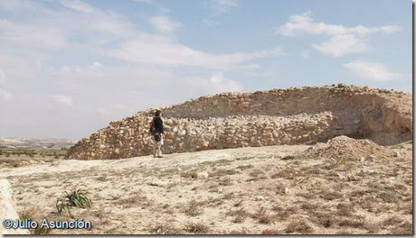 Muralla del Cabezo pequeño del Estaño - Guardamar