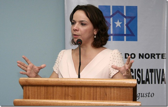 LARISSA DO ANO