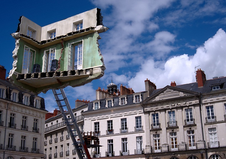 leandro-erlich-floating room-1