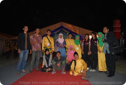 Nonton Bareng Setia Band Bersama Alumni SMAN Pintar di Penutupan FLS2N Tingkat Nasional  di Medan 21 Juni 2013 (6)[8]