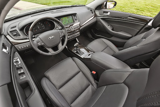 2015-Kia-Cadenza-13.jpg