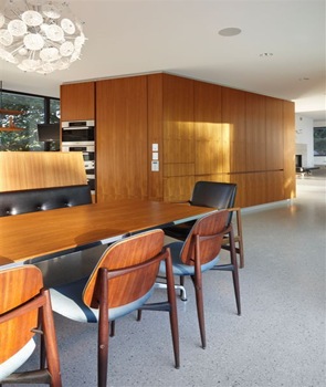 cocina- cocina-con-paredes-de-madera