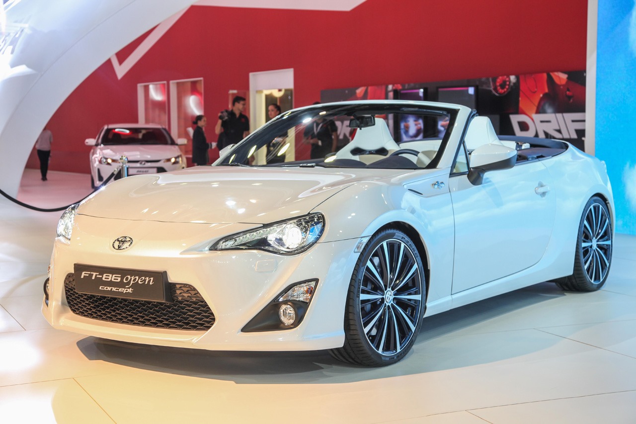 [Toyota-Dubai-Motor-Show-9%255B2%255D.jpg]
