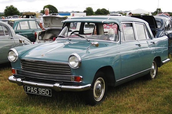 800px Morris Oxford Series V as in early Pinifarina 1489cc mfd 1959