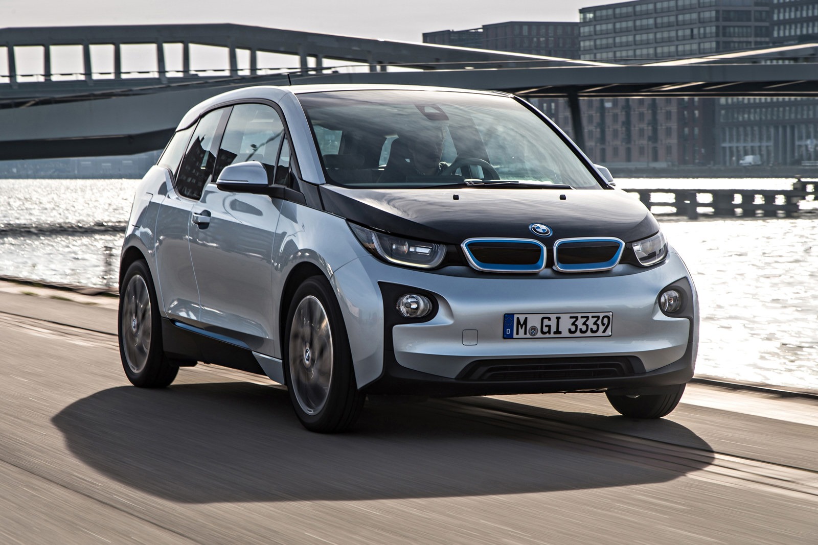 [2014-BMW-i3-67%255B2%255D.jpg]