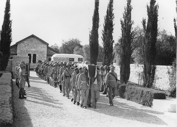 LookAtIsrael.com - Британское кладбище и могила Гарри Поттера в Рамле, Израиль | British cemetry and Harry Potter burial at Ramle, Israel