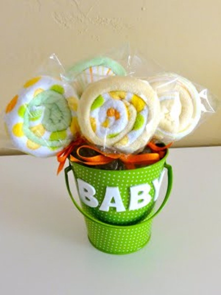 Baby Washcloths Lollipops: {Baby Shower Gift} | Ucreate Parties