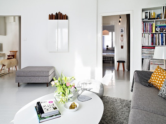 decoración living en blanco y gris con estilo sueco