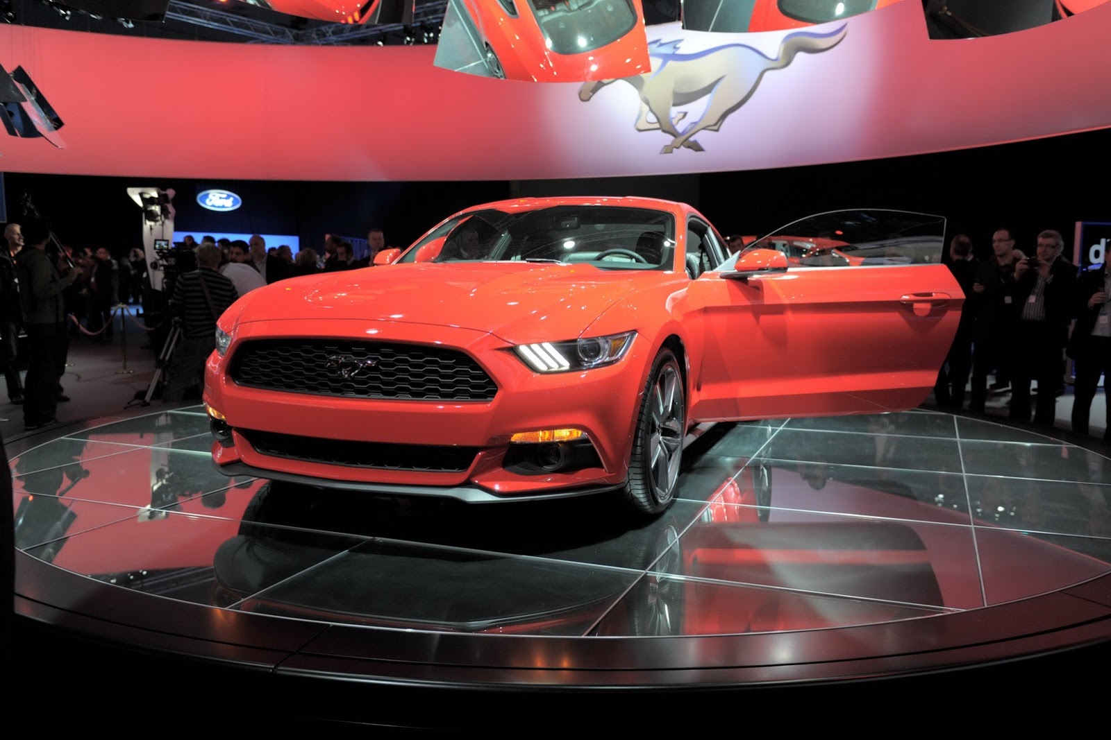 [2015-Ford-Mustang-Live-124%255B2%255D.jpg]