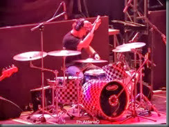 1382199_597153910348774_1851230384_n