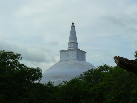 Obiective turistice Sri Lanka: Anuradhapura, marea stupa