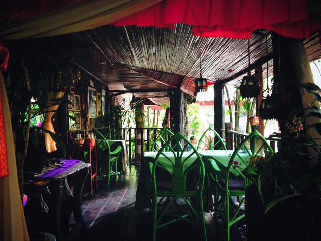 restaurant.jpg restaurant