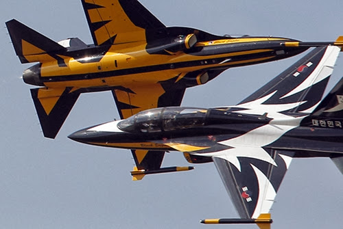 В Южной Кореи прошел масштабный военный парад