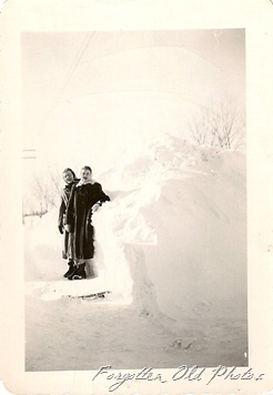 Women in snow