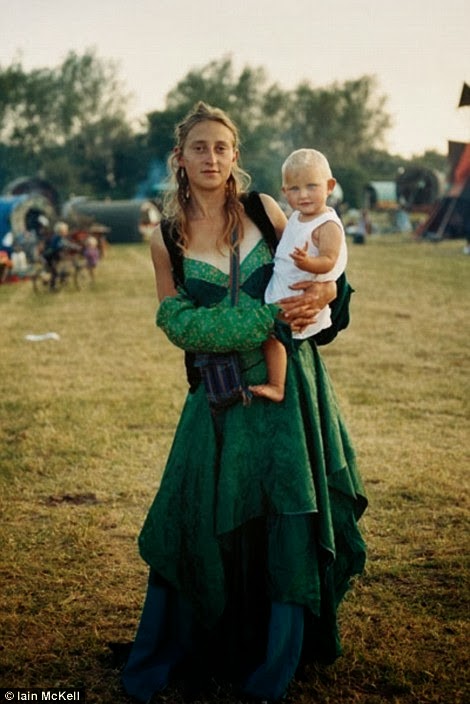 [article-0-1546A8C0000005DC-158_470x7%255B2%255D.jpg]