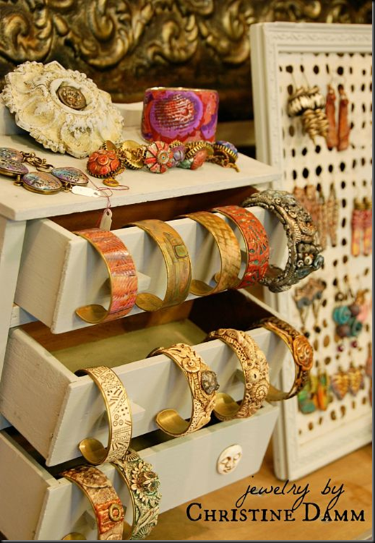 Jewelry display - Cindy photo