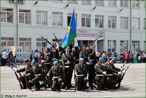 Фотографии 132-го выпуска РВВДКУ