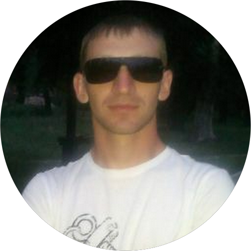 Максим Василенко