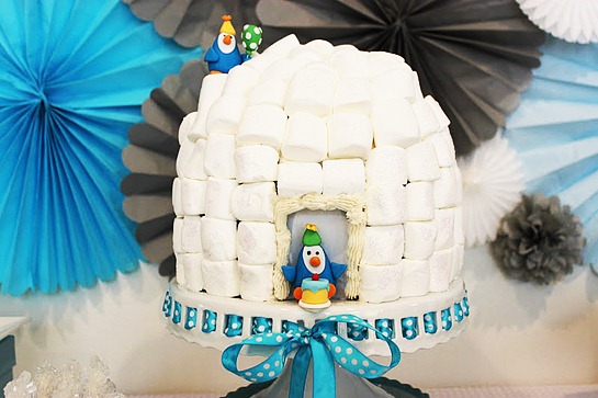 Penguin_Party_allergen_free_igloo_cake