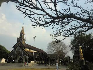 Nhà thờ Gỗ, Kontum Nhà thờ Gỗ, Kontum