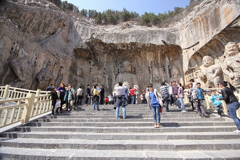 longmen-grottoes-9 longmen-grottoes-9