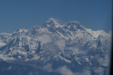 228. Everest pozat din avion.JPG