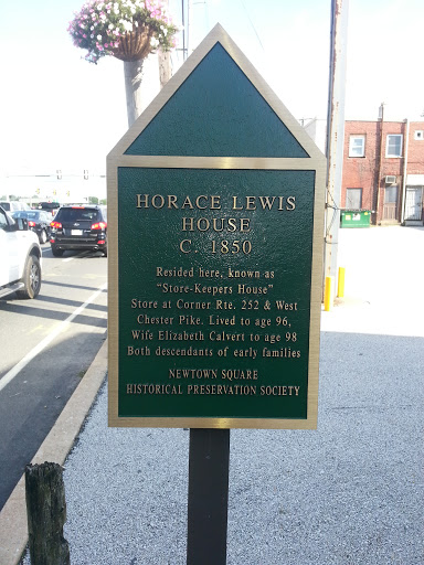 Horace Lewis House