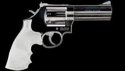 Revolver_01 Revolver_01