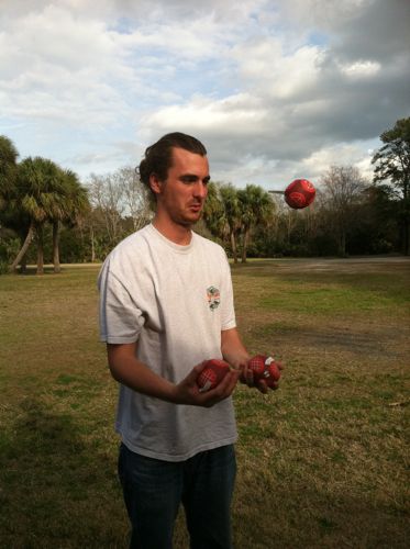 Kyle+juggle