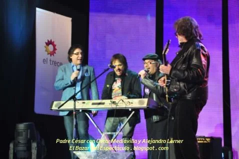 Padre César con Oscar Mediavilla y Alejandro Lerner.JPG