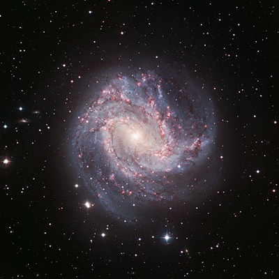 galáxia M83