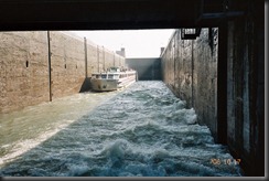 Leaving the lock,2006