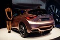Infiniti-Q30-Concept-9