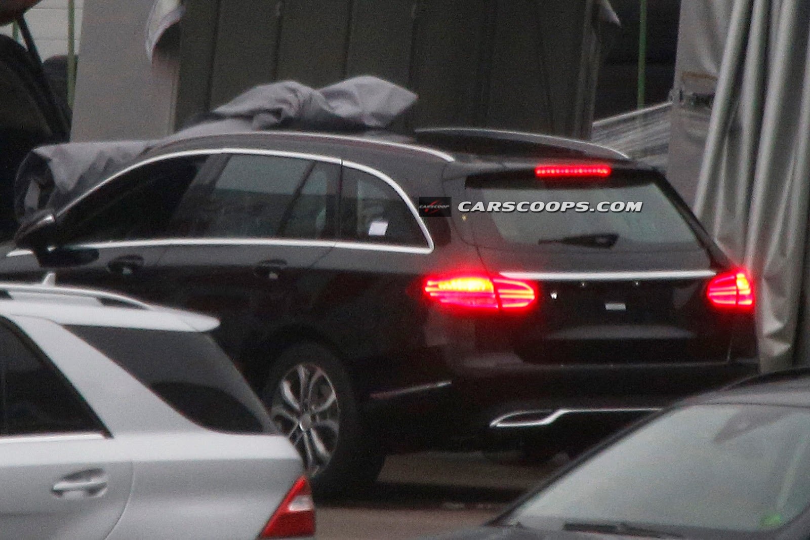 [2015-Mercedes-C-Class-Combi-3%255B3%255D%255B2%255D.jpg]