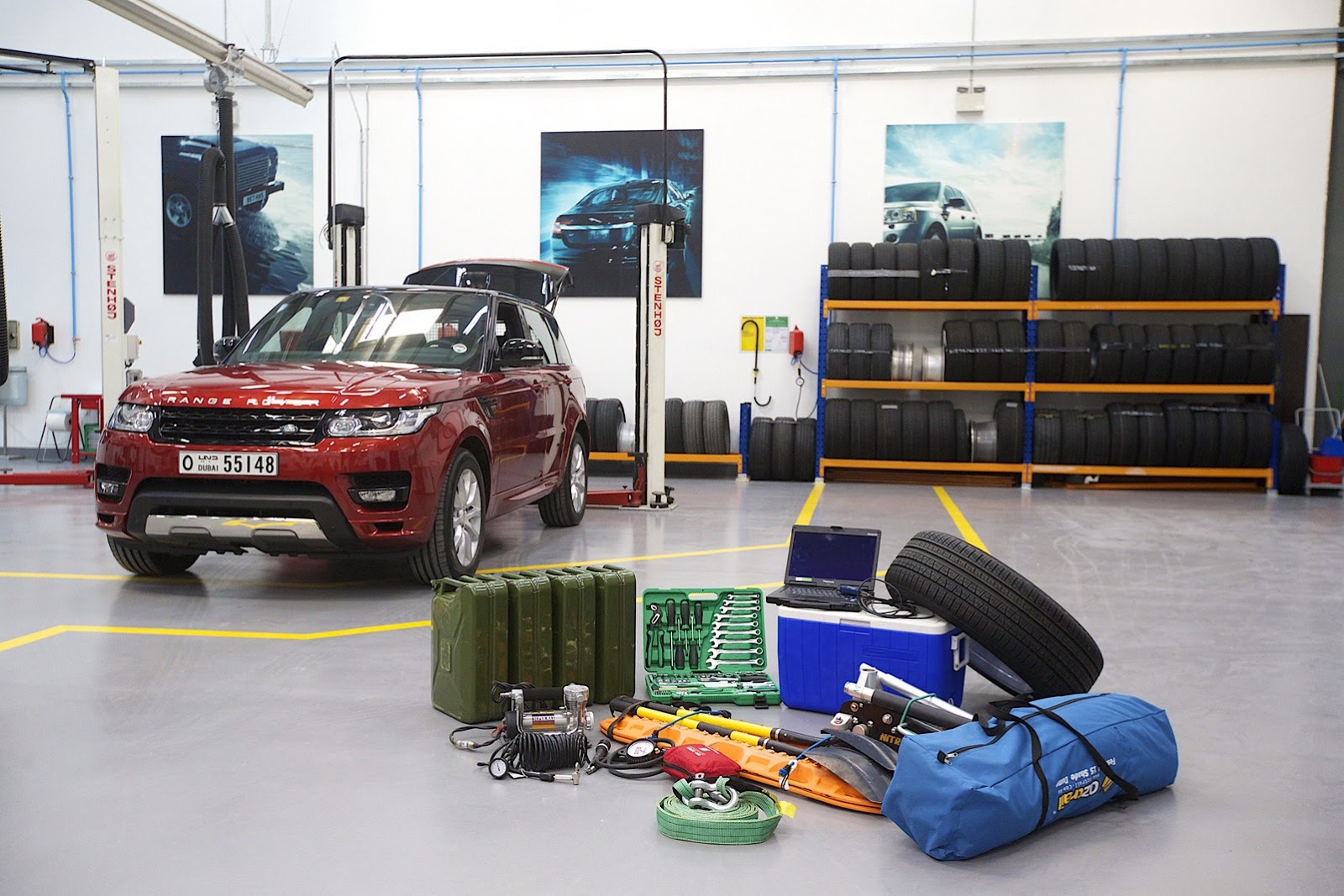 [Range-Rover-Sport-Empty-Quarter-1%255B3%255D.jpg]