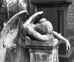 [angel-bampw-black-and-white-cemetery-gothic-graveyard-Favim_com-42201_thumb%2520brendaa%255B12%255D.jpg]