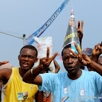 Des partisans de l’UDPS  le 26/11/2011 le long du boulevard Lumumba à Kinshasa, lors de l’arrivé d’Etienne Tshisekedi en provenance du Bas-Congo. Radio okapi/ Ph. John Bompengo