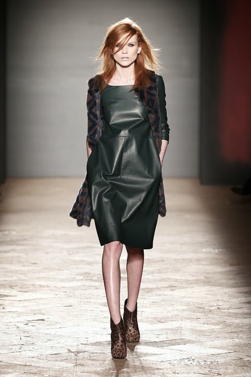 [18_SIMONETTA_RAVIZZA_AI%252014-15%255B3%255D.jpg]