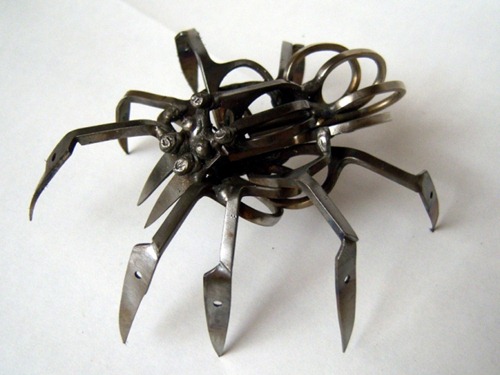 locke-Scissor-Spider-4