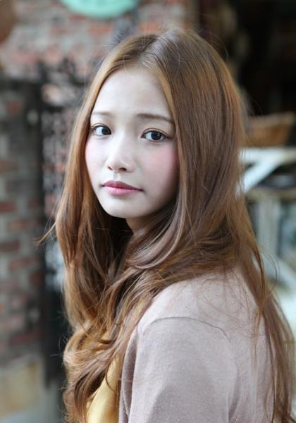 cute Korean girl with long brown hairstyle