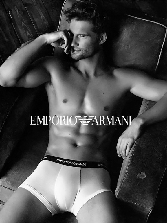 [Tomas-Skoloudik-for-Emporio-Armani-Underwear-2013-collection-04%255B2%255D.jpg]