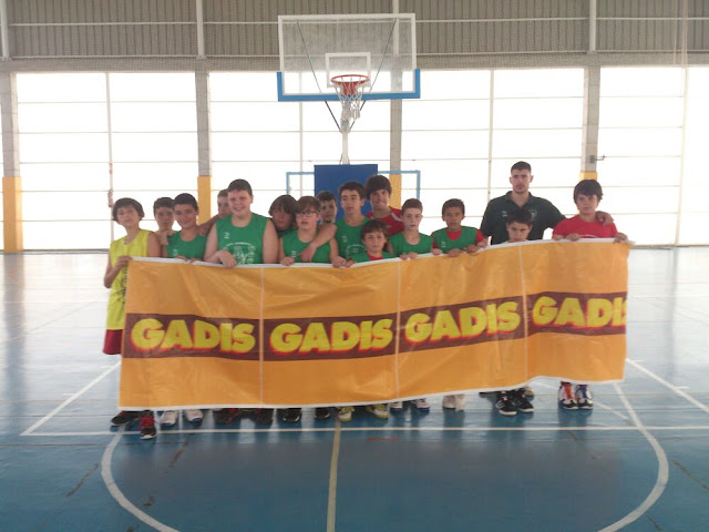 Campus de Baloncesto Santo Domingo Betanzos Mas fotos de grupo