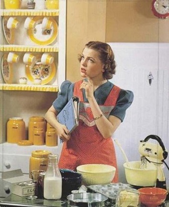 retro woman cooking 2 retro woman cooking 2