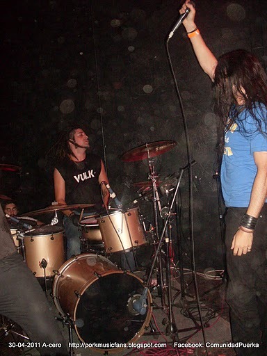 [A-cero%252030-04-2011%2520Show%2520%252871%2529%255B2%255D.jpg]