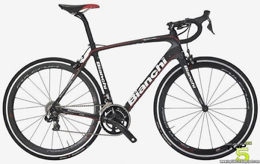 Achetez un vélo d'occasion Bianchi Infinito CV Campagnolo Record 12S