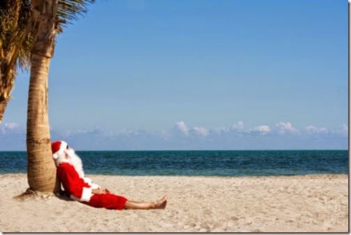 Usa. Florida. Miami Beach. Key Byscaine. Crandon Beach. "Santa" resting on the beach.
MODEL RELEASE # 880
