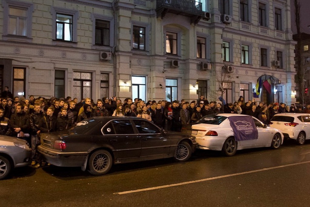 [Top-Gear-in-Ukraine-5%255B5%255D.jpg]